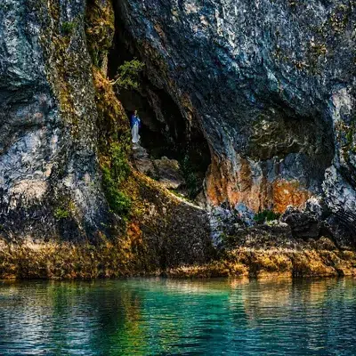 La Gruta de la Virgen en Villa Traful.
